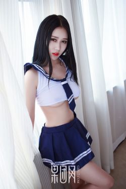 AI换脸JENNIE向上射水